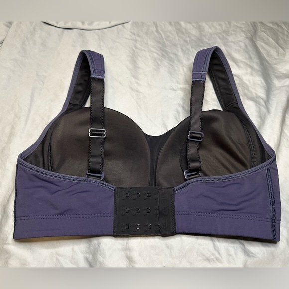 Lululemon - Ta Ta Tamer Bra - Blue/Purple - 32DD - Picture 2 of 5